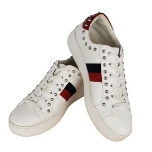Steve Madden Sneakers
